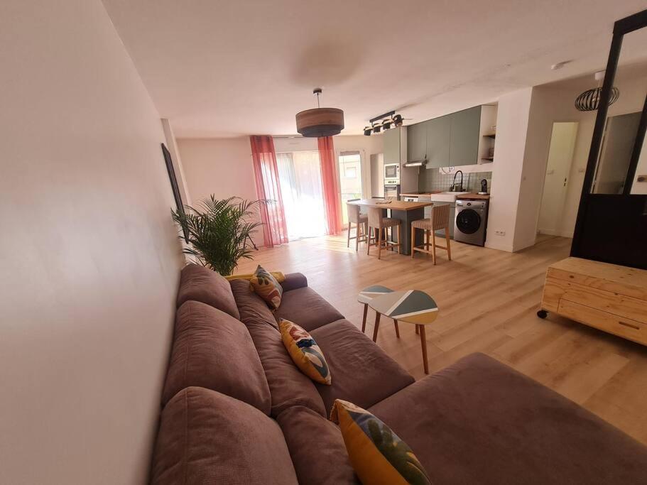 Montpellier, Apt 53M², Exterieur, Parking Sous-Sol Exteriör bild